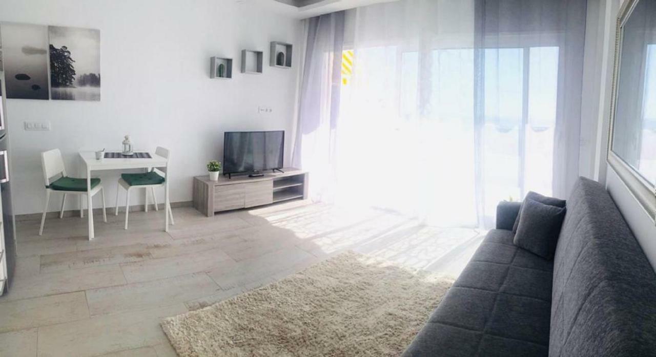 Summer Sunshine In Los Cristianos 阿罗纳 外观 照片